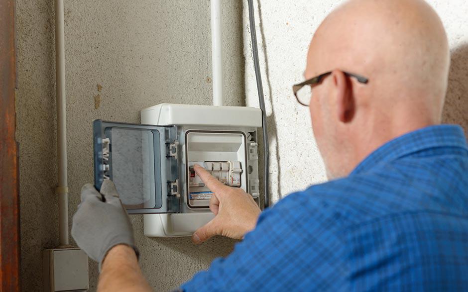 recherche électricien Les Ulis